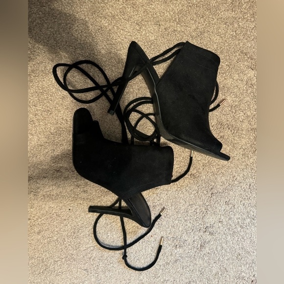 Charlotte Russe Black open toe ankle lace heels size 9 - Picture 10 of 13